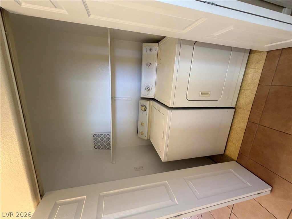 9115 Sparkling Star Street Property Photo 17