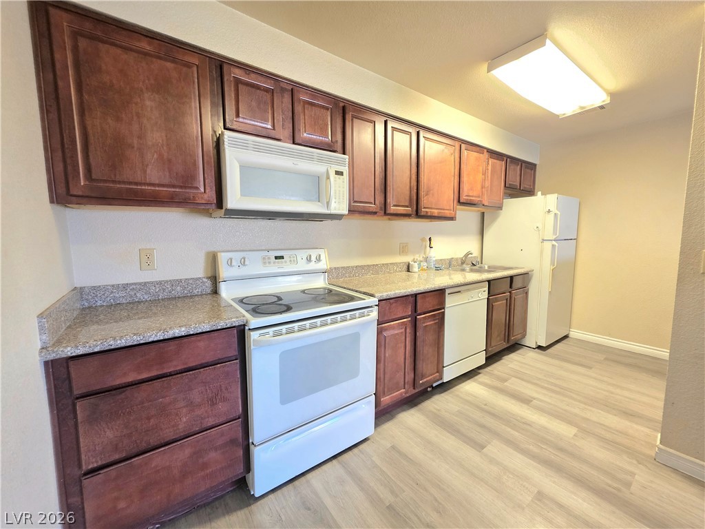 4470 Sandy River Drive 54 Property Photo 13