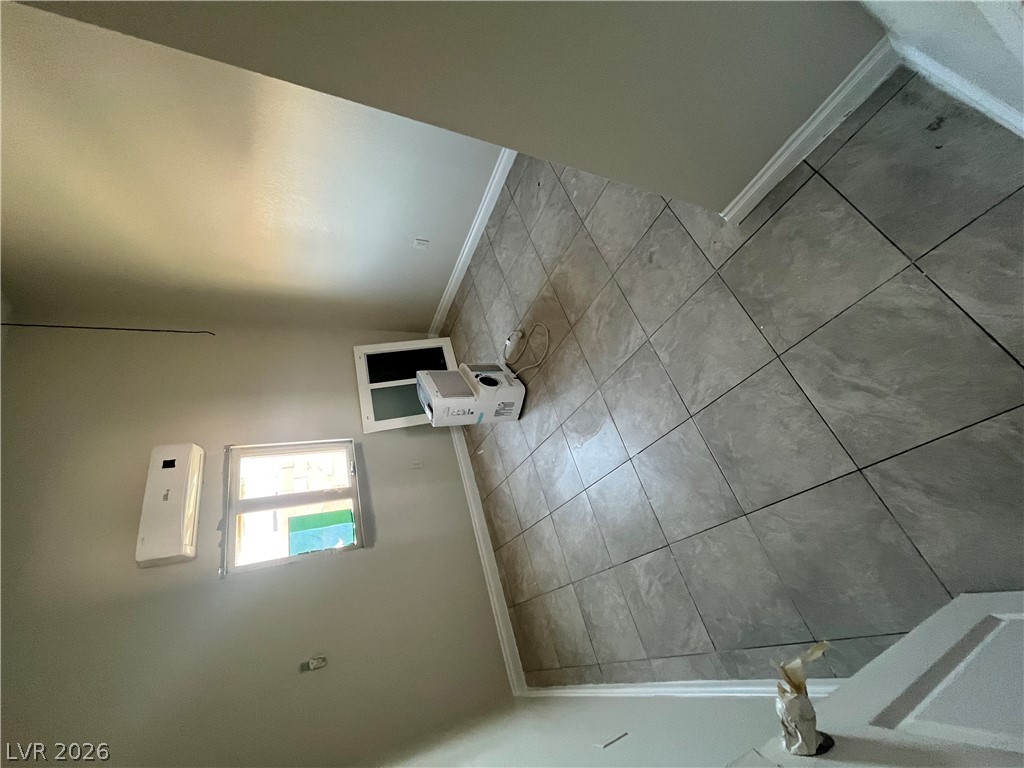 632 Triest Court H Property Photo 5