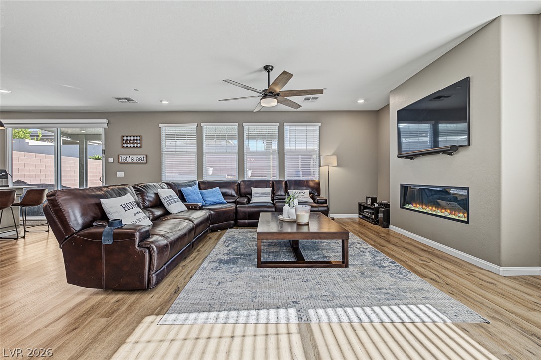 3501 Calentina Avenue Property Photo 11