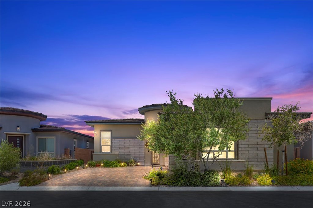 6722 Desert Crimson Street Property Photo 1