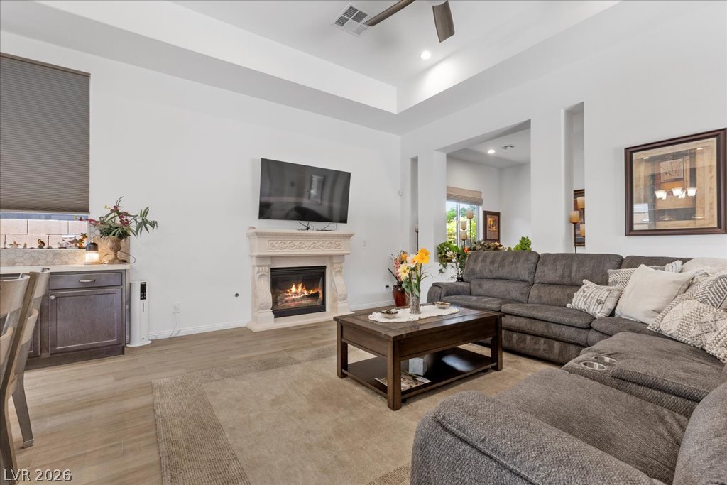 6722 Desert Crimson Street Property Photo 7