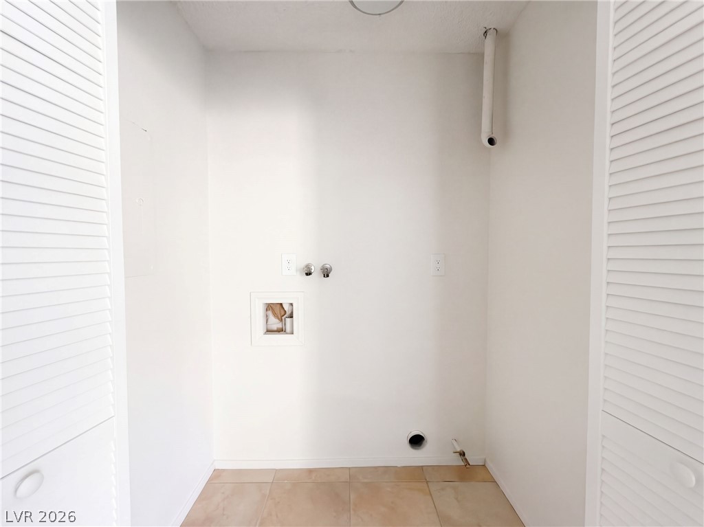 1511 Living Desert Drive B Property Photo 9