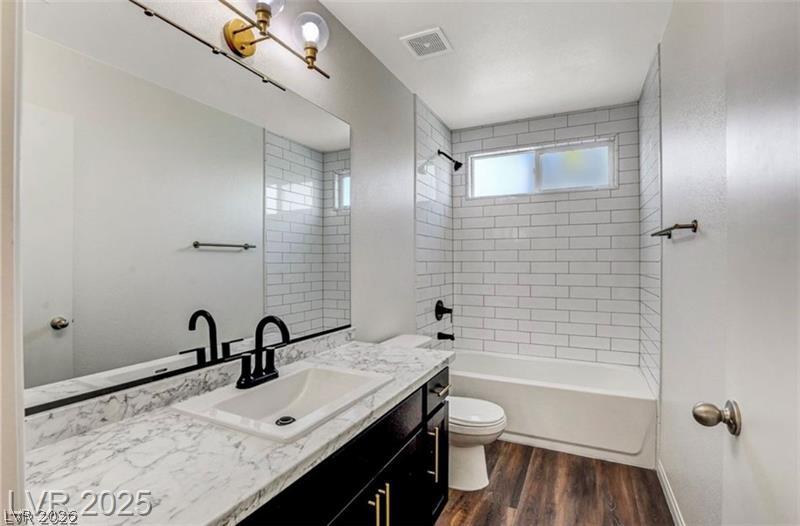 828 Eugene Cernan Street Property Photo 8