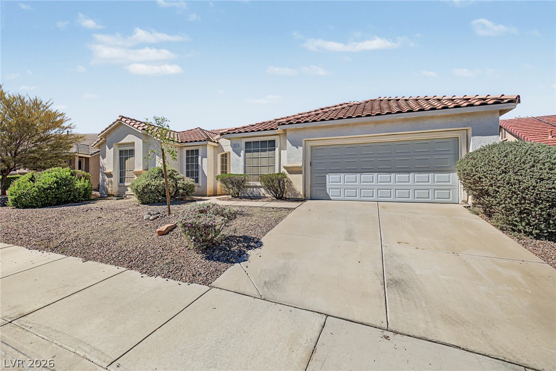 321 John Henry Drive Property Photo 2