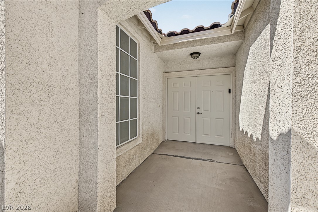 321 John Henry Drive Property Photo 4