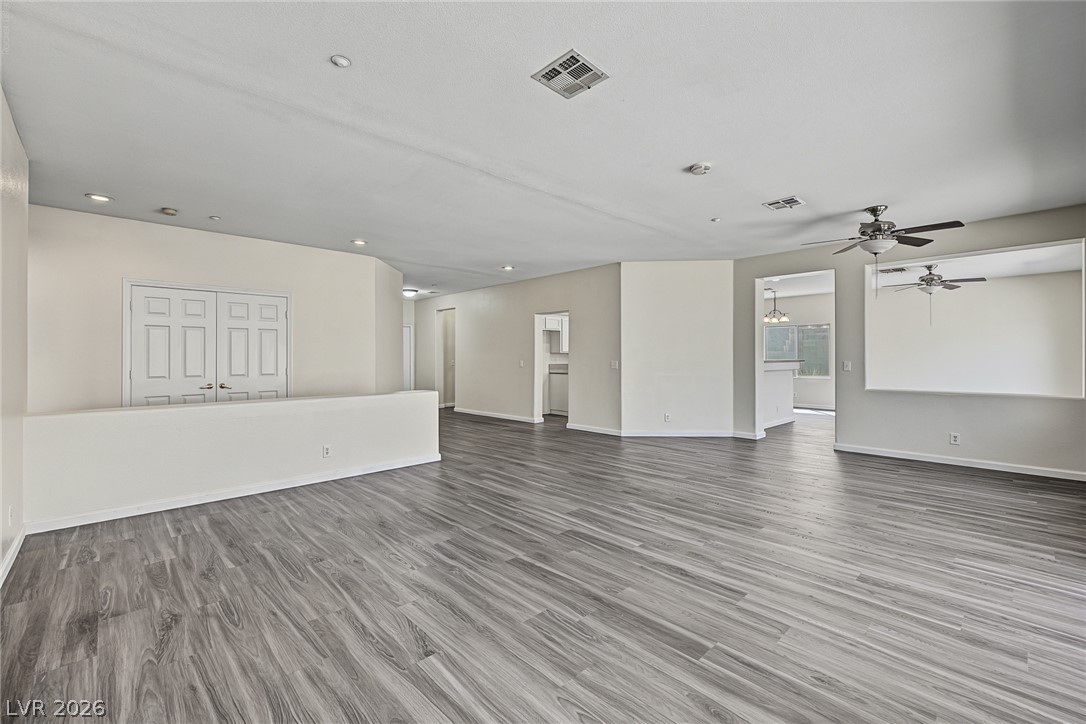 321 John Henry Drive Property Photo 6