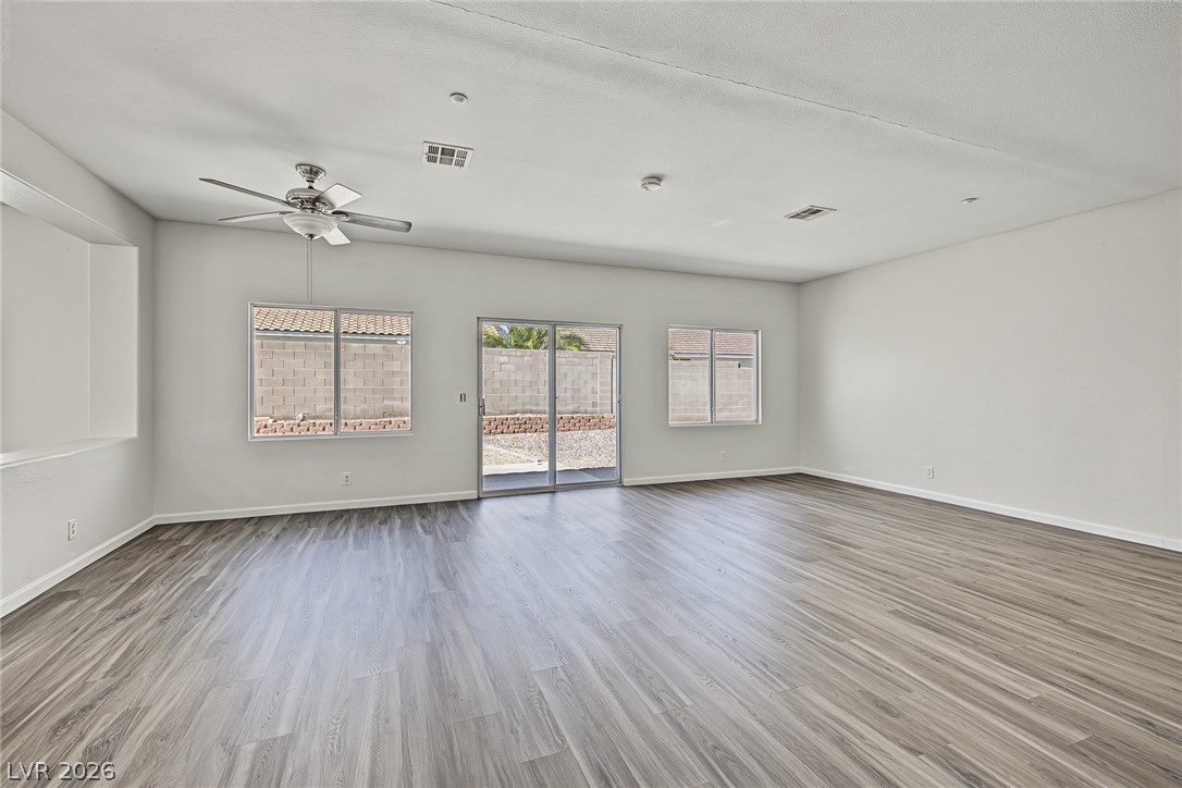 321 John Henry Drive Property Photo 8