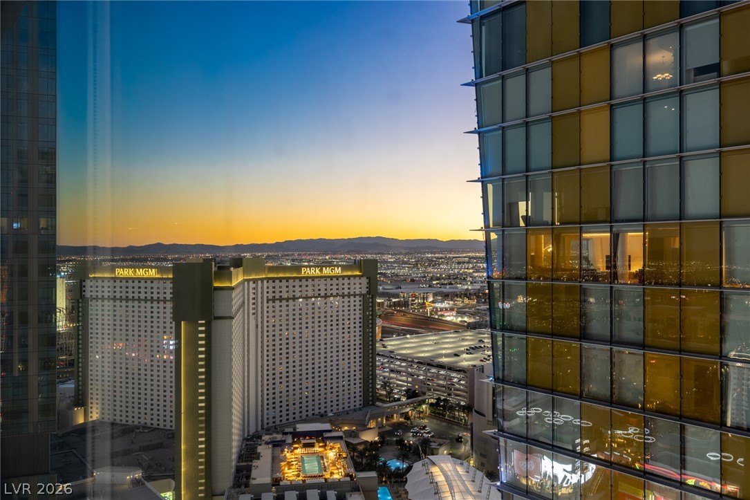 3722 Las Vegas Boulevard 3107 Property Photo 6
