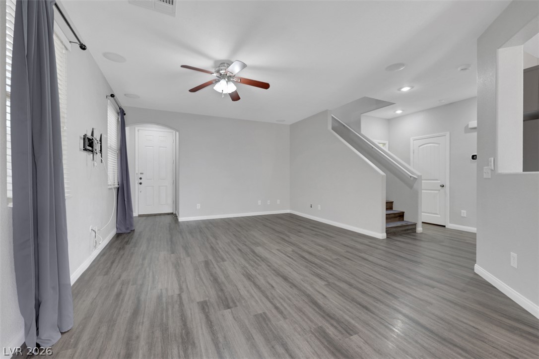7830 Shingle Beach Street Property Photo 2