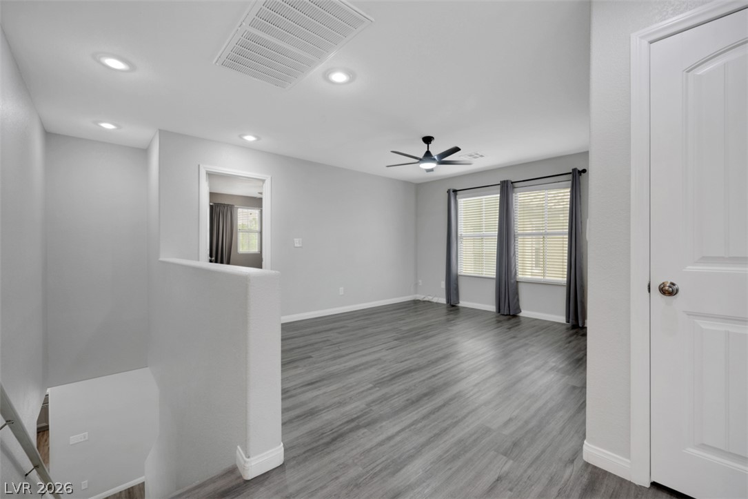7830 Shingle Beach Street Property Photo 10