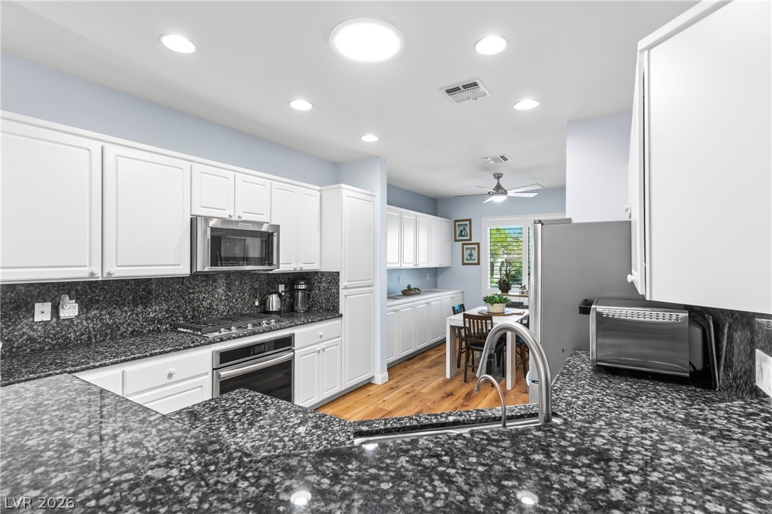 2853 Hartwick Pines Drive Property Photo 11
