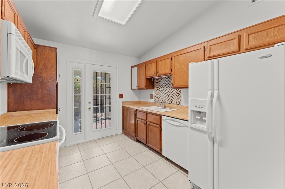 6505 Smokey Pine Way Property Photo 12