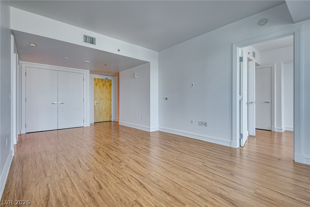 2700 Las Vegas Boulevard 2407 Property Photo 3