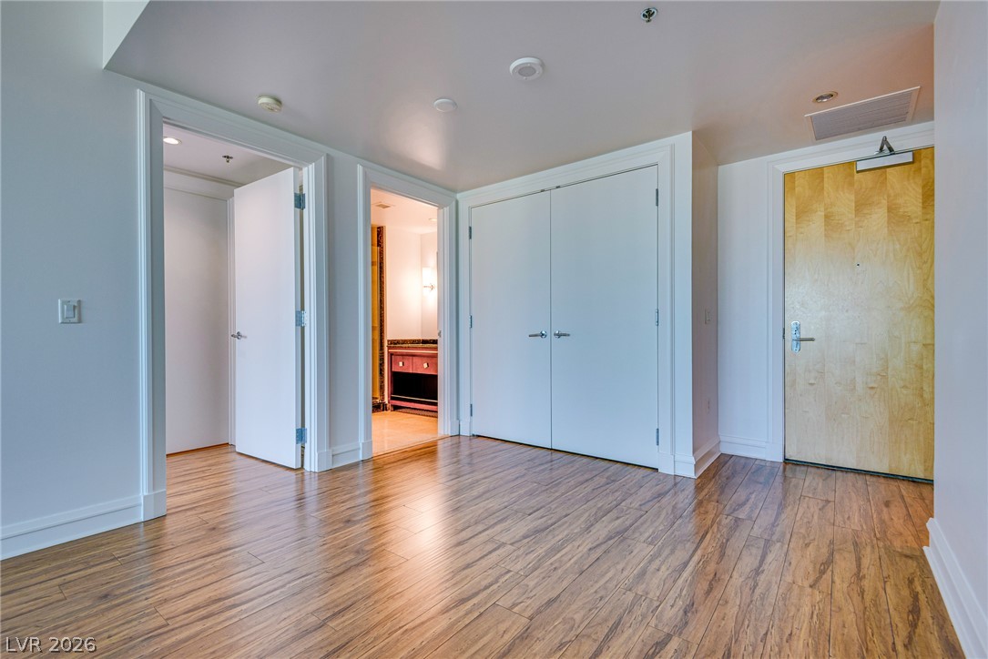 2700 Las Vegas Boulevard 2407 Property Photo 5