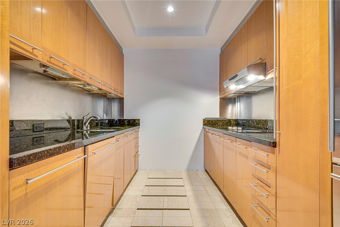 2700 Las Vegas Boulevard 2407 Property Photo 6