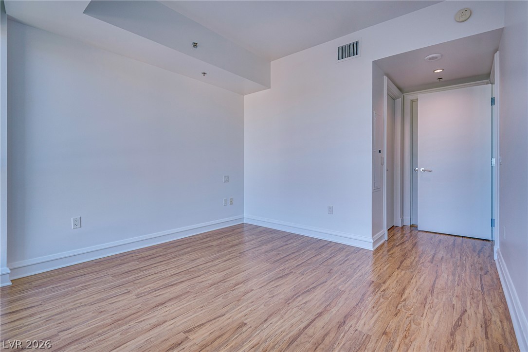 2700 Las Vegas Boulevard 2407 Property Photo 13