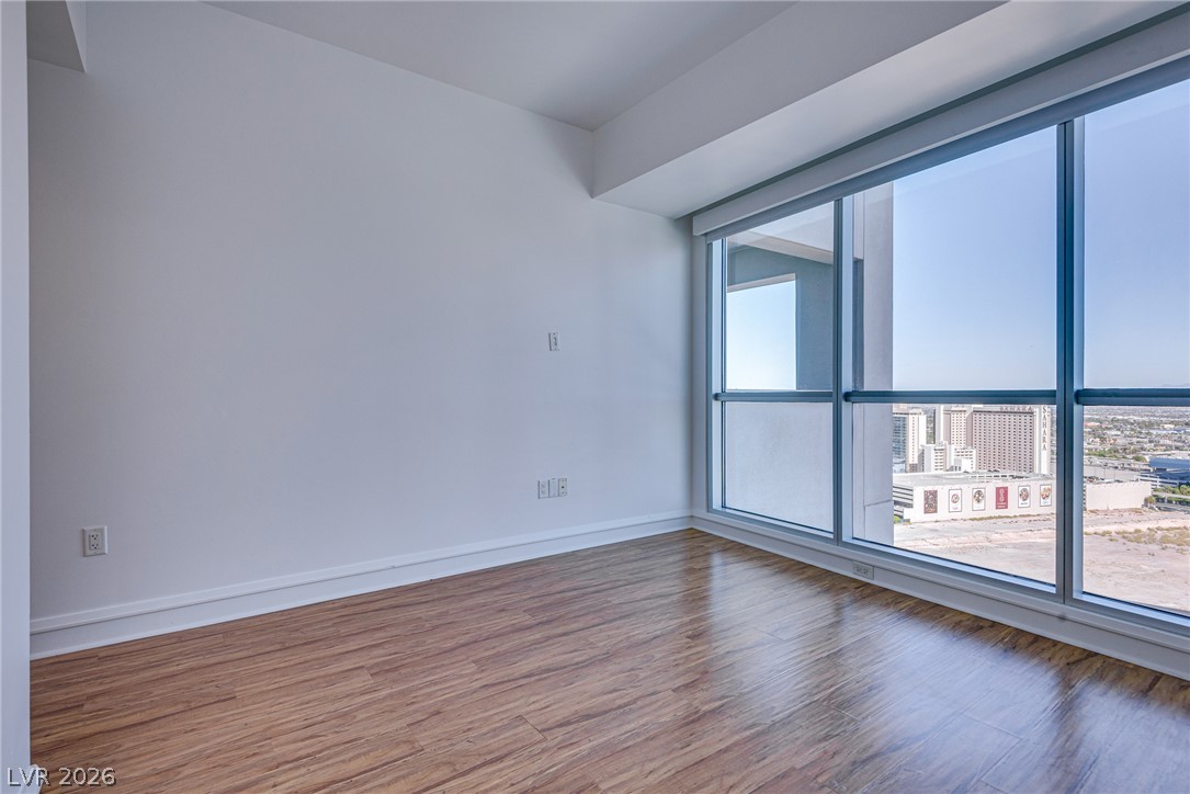 2700 Las Vegas Boulevard 2407 Property Photo 14