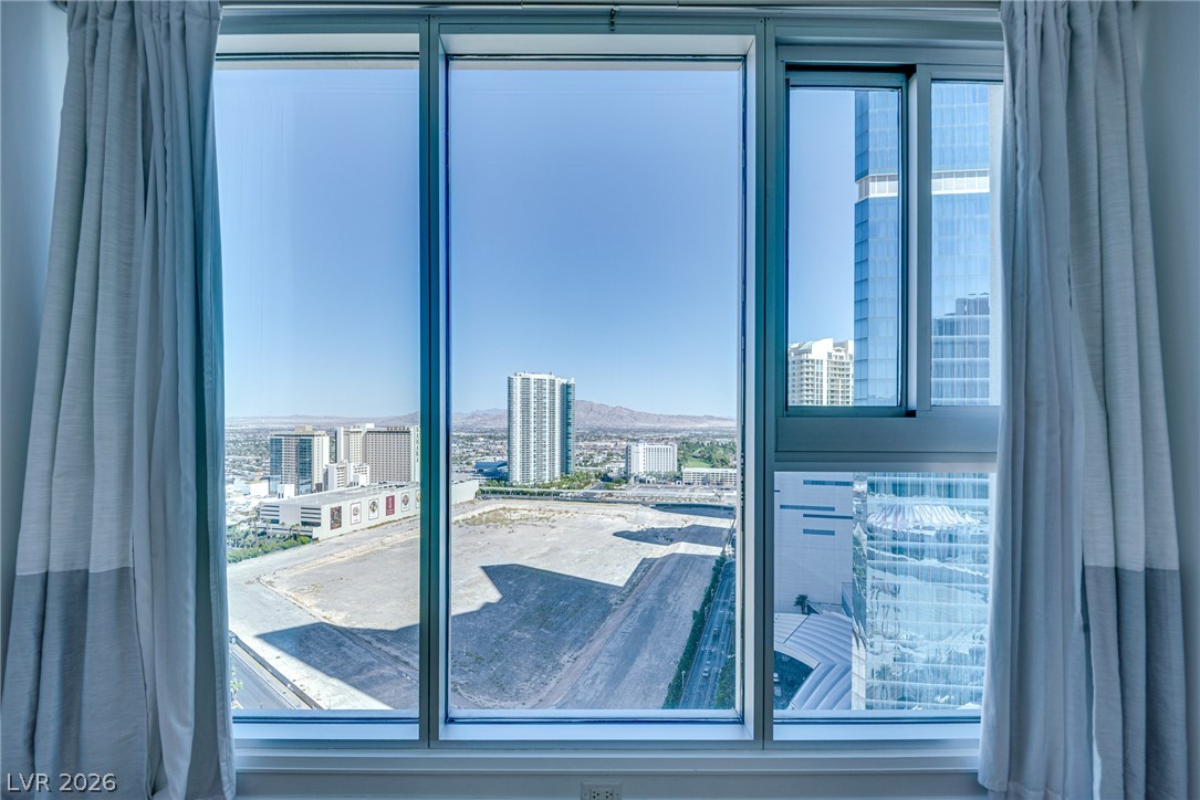 2700 Las Vegas Boulevard 2407 Property Photo 21