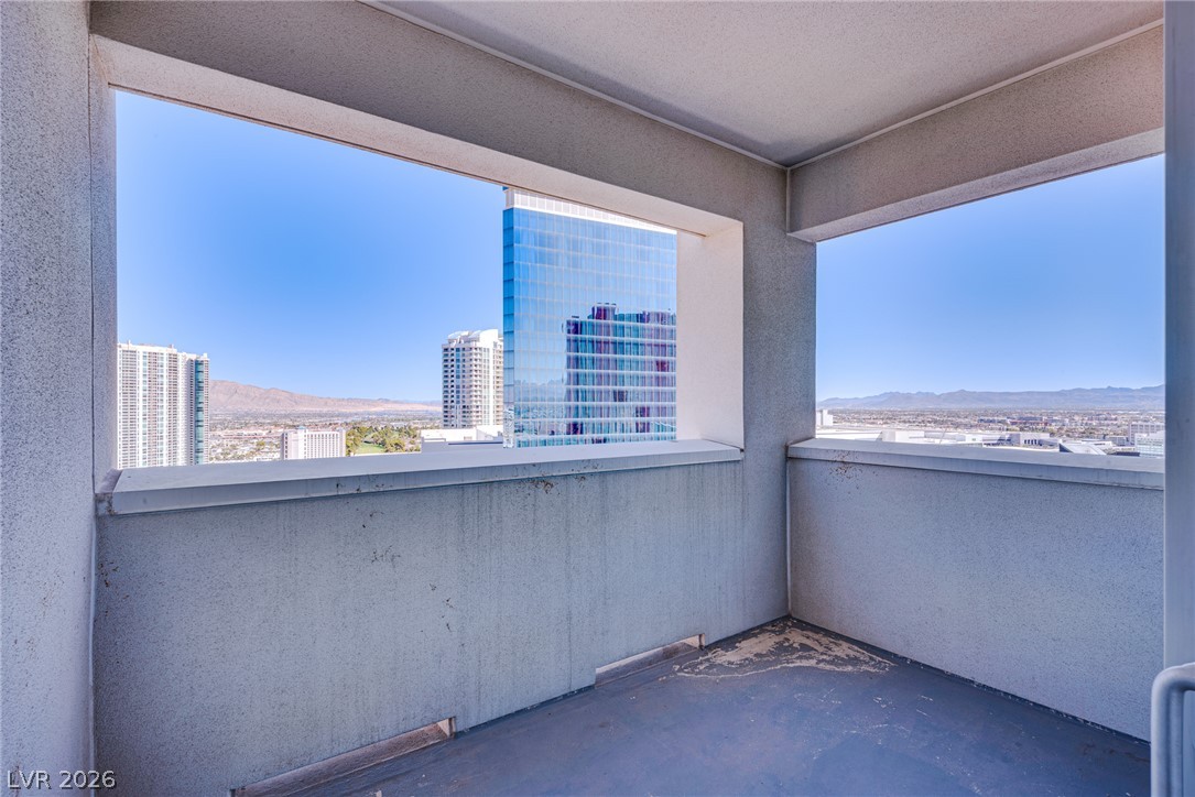 2700 Las Vegas Boulevard 2407 Property Photo 25