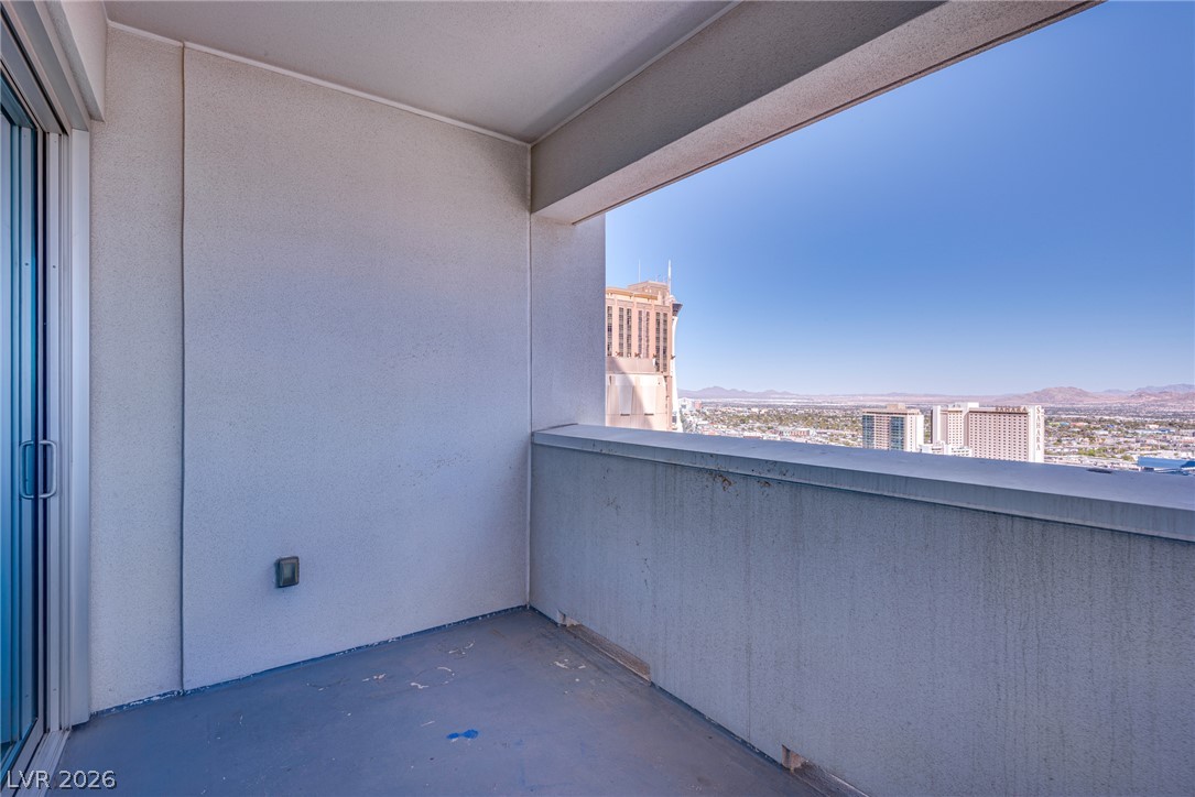 2700 Las Vegas Boulevard 2407 Property Photo 26