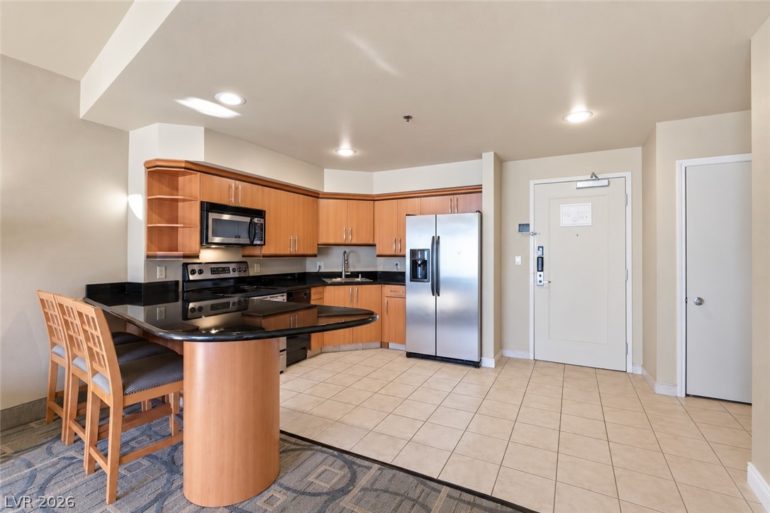 211 East Flamingo Road 719 Property Photo 9