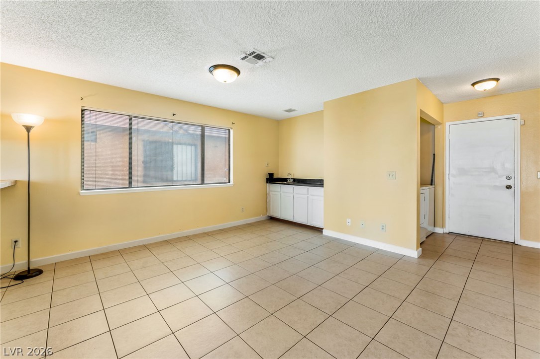 6440 Hartwood Road Property Photo 9