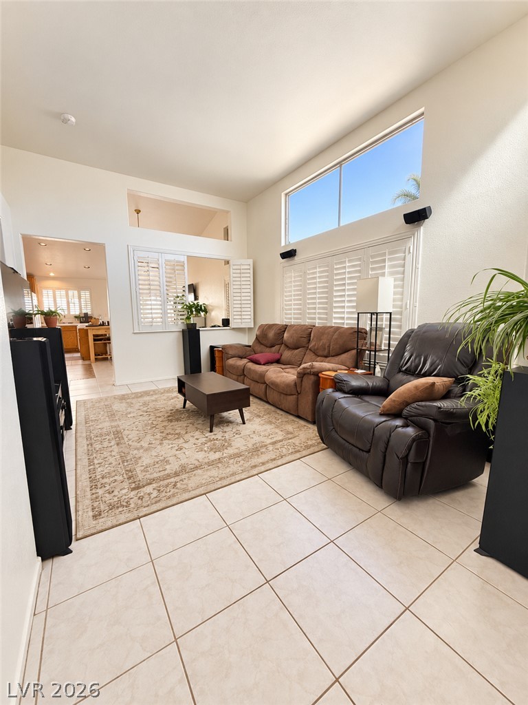 7192 Mizzen Court Property Photo 3