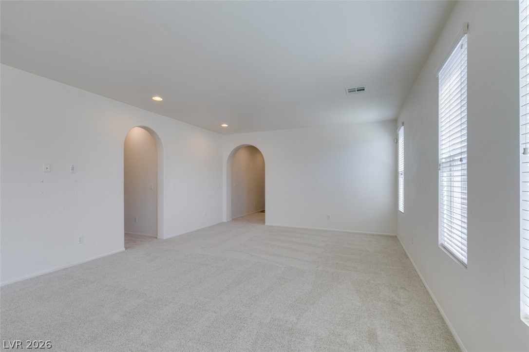 11677 Bradford Commons Drive Property Photo 9