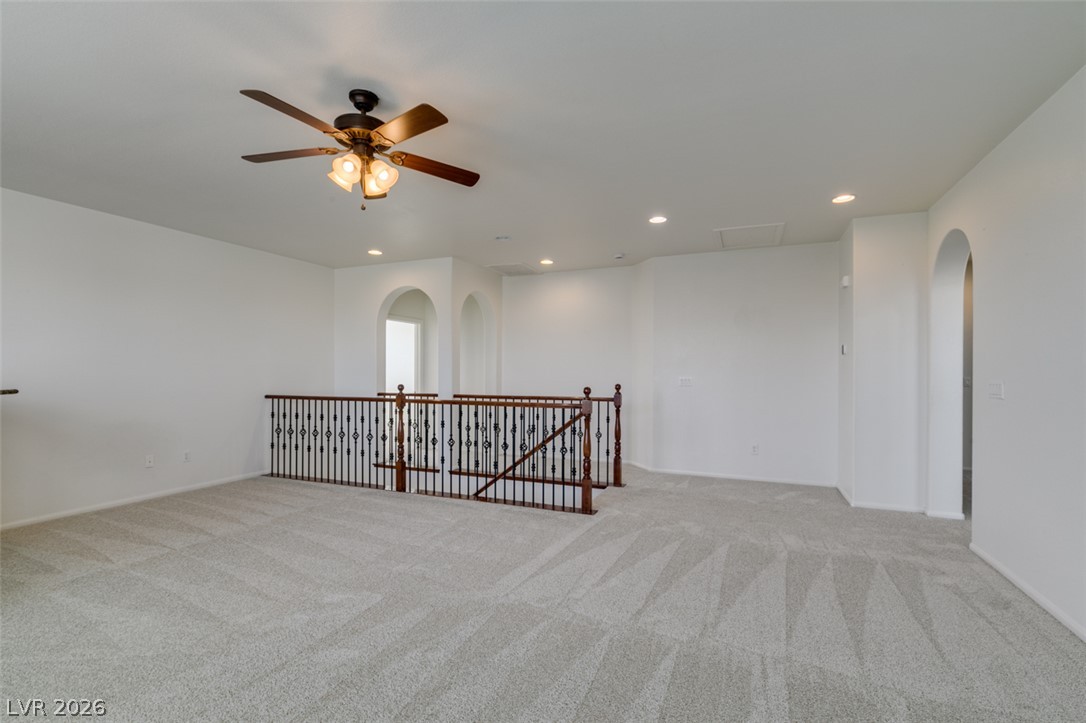 11677 Bradford Commons Drive Property Photo 32