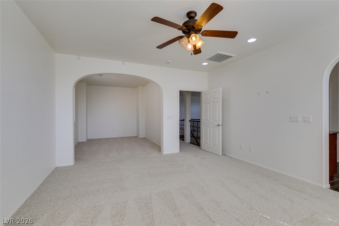 11677 Bradford Commons Drive Property Photo 40