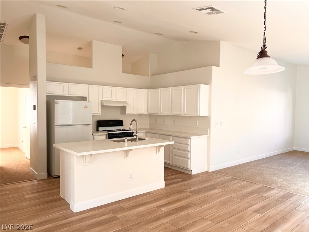 4044 Misty Lilac Court Property Photo 7