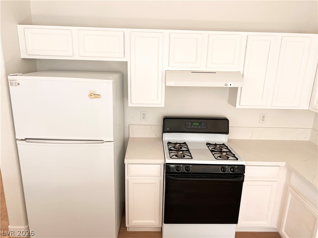 4044 Misty Lilac Court Property Photo 11
