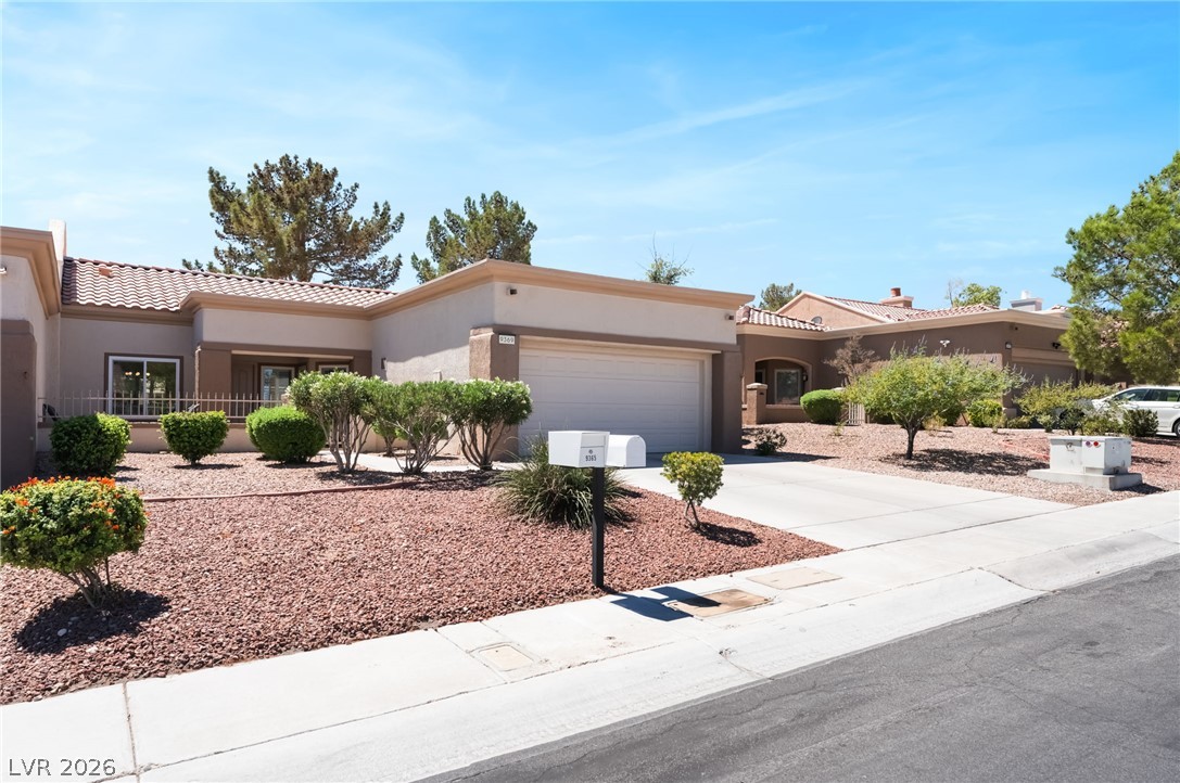 9369 Villa Ridge Drive Property Photo 4