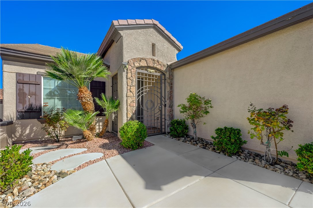 2094 Sawtooth Mountain Drive Property Photo 3