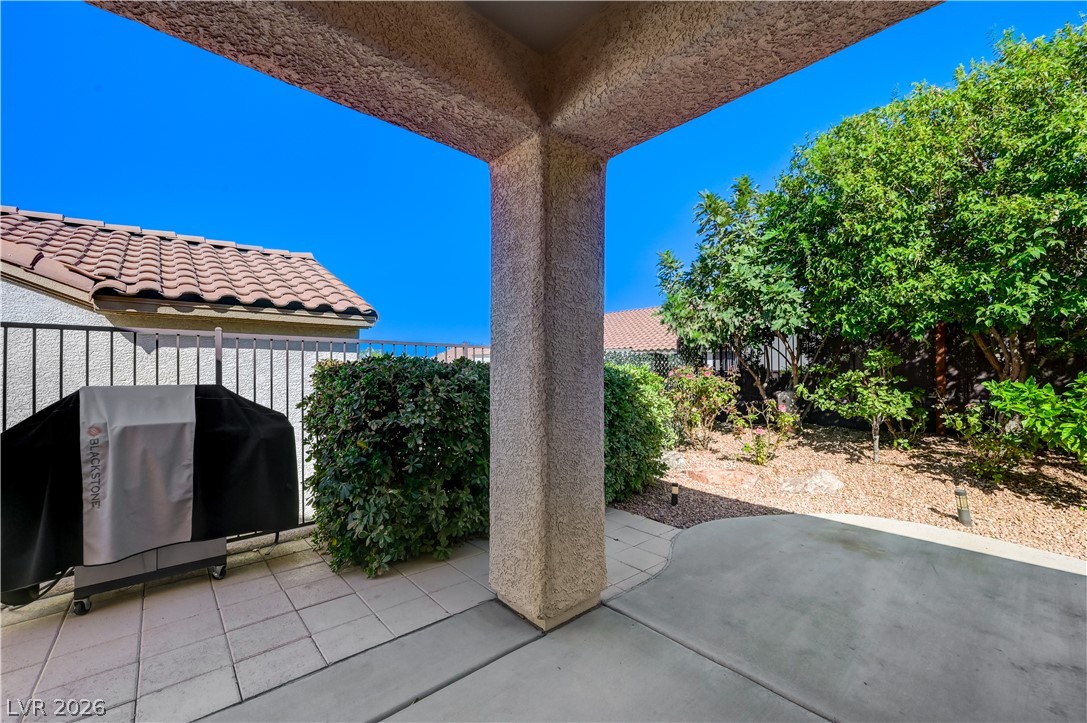 2094 Sawtooth Mountain Drive Property Photo 33