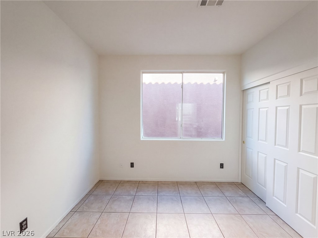 5083 Sagelyn Street Property Photo 8
