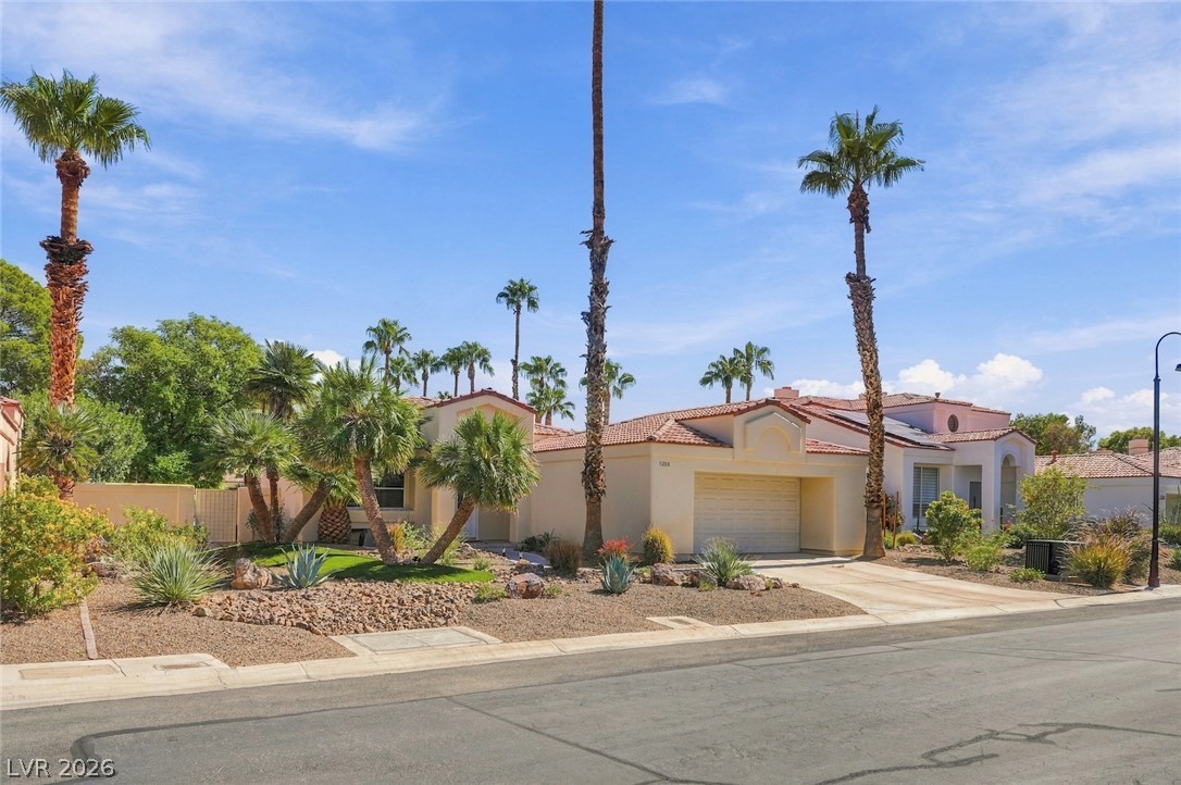 5208 Coral Glow Court Property Photo 3