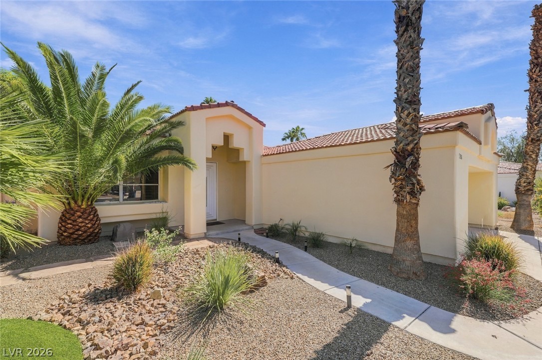 5208 Coral Glow Court Property Photo 5