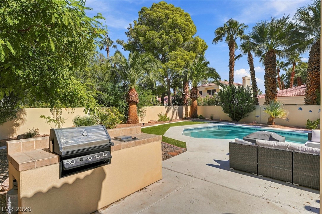 5208 Coral Glow Court Property Photo 50