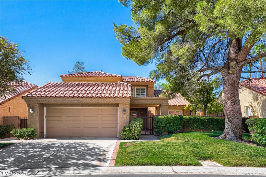 5105 Turnberry Lane Property Photo 4