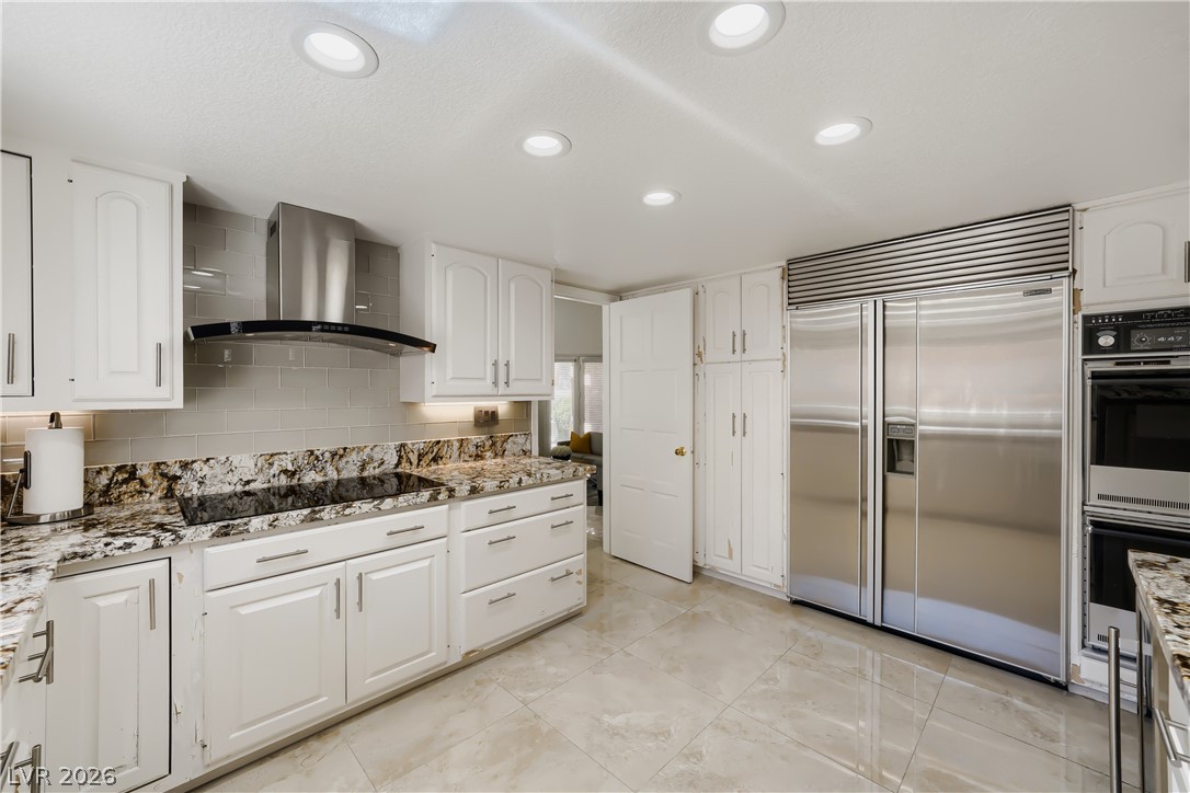 5105 Turnberry Lane Property Photo 14