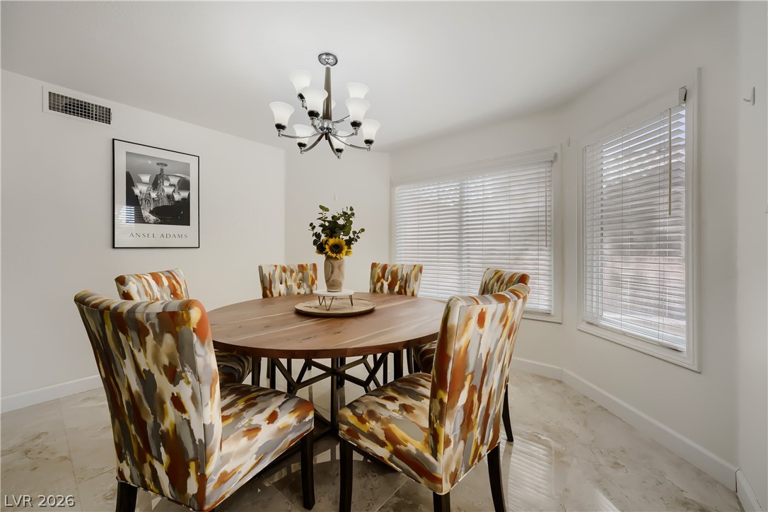 5105 Turnberry Lane Property Photo 15