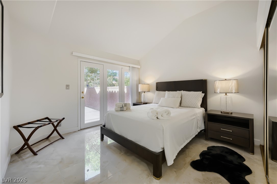 5105 Turnberry Lane Property Photo 25