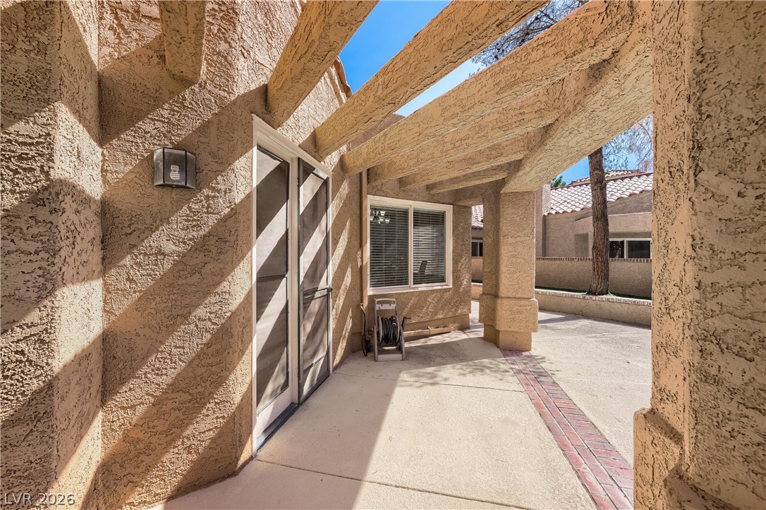 5105 Turnberry Lane Property Photo 32