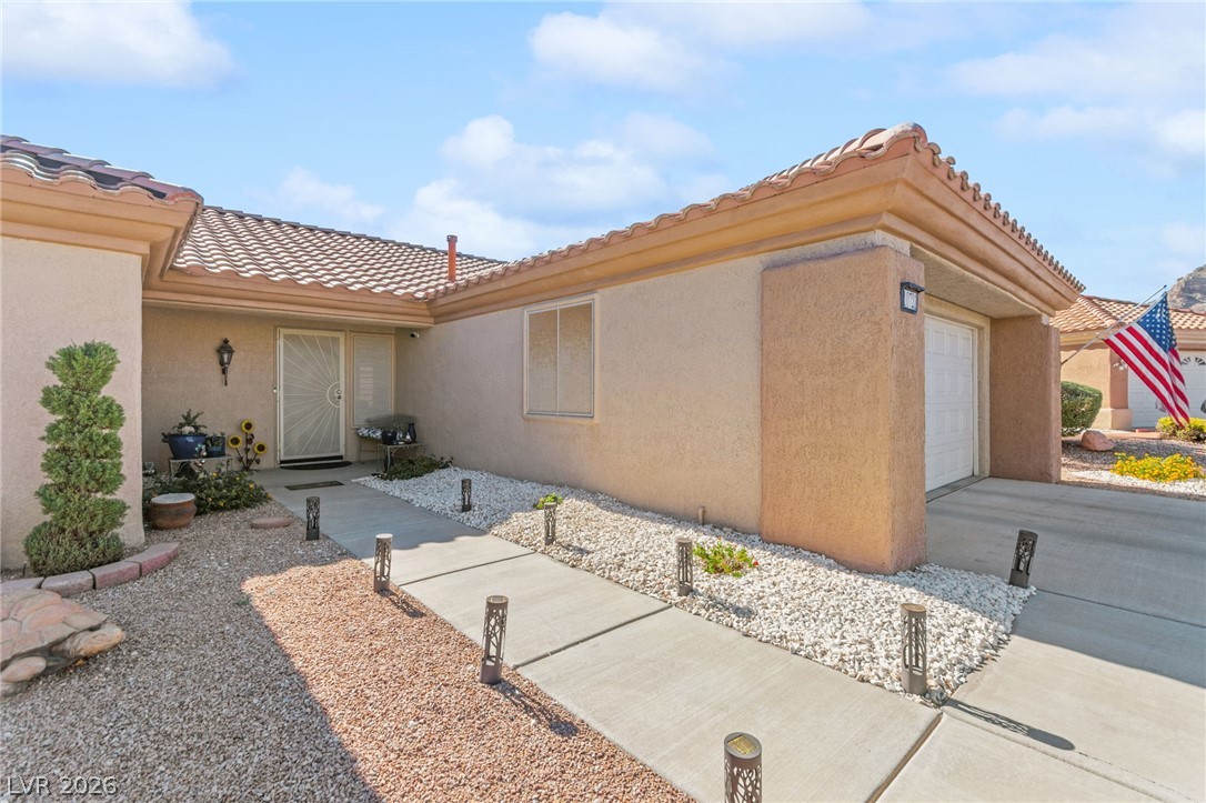 10721 Hunters Woods Place Property Photo 13