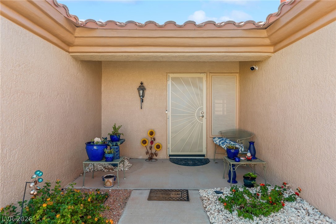 10721 Hunters Woods Place Property Photo 15