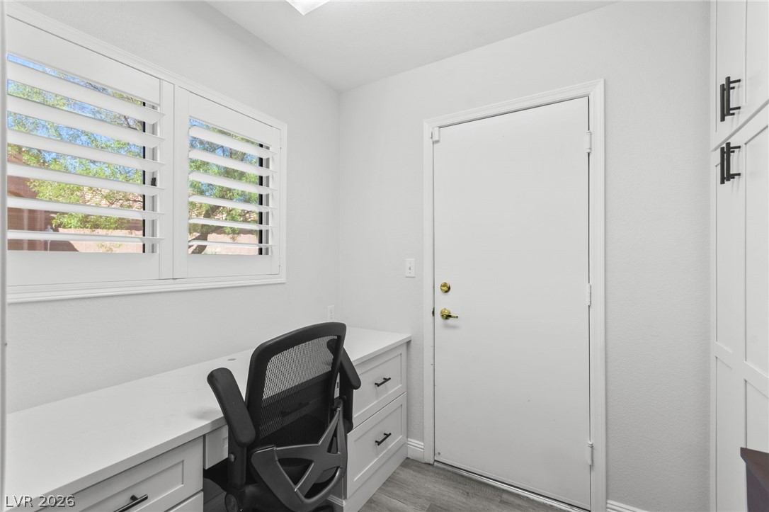 10721 Hunters Woods Place Property Photo 25