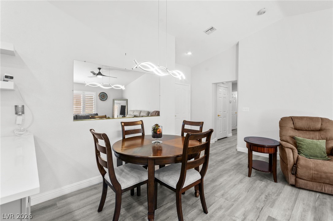 10721 Hunters Woods Place Property Photo 26