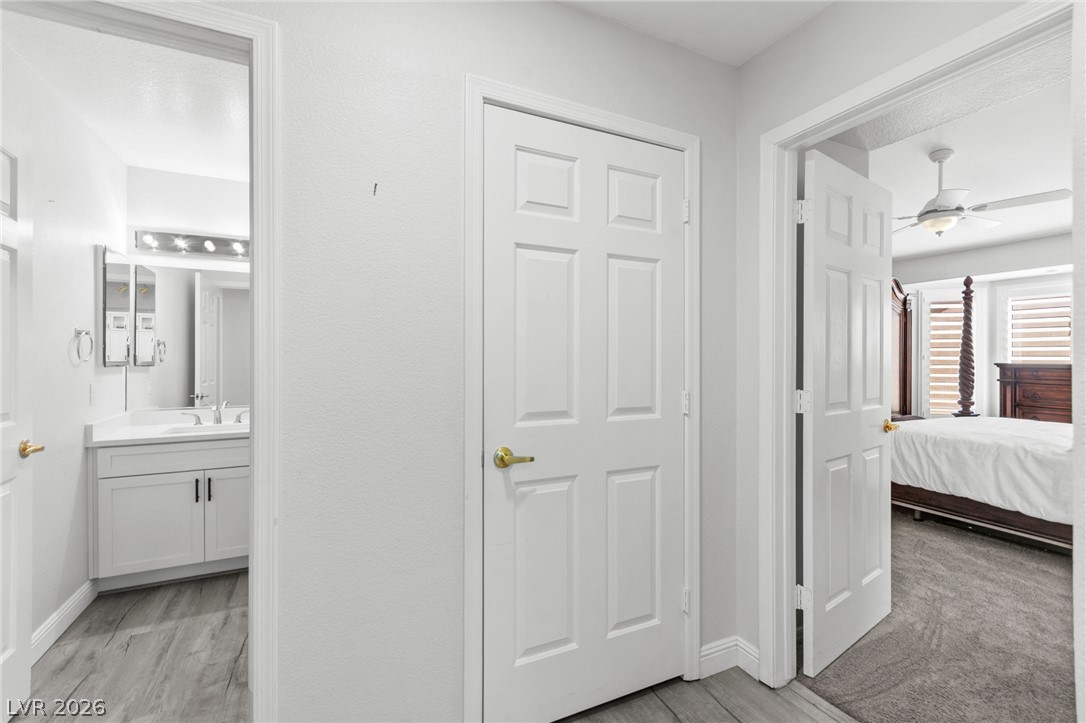 10721 Hunters Woods Place Property Photo 30